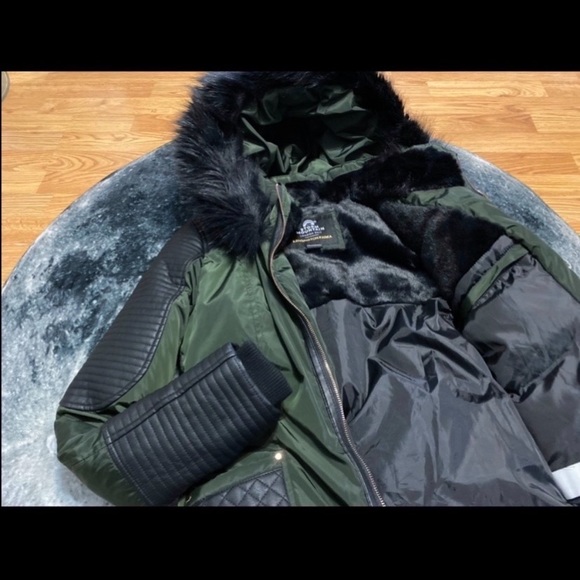 🔻SALE🔻STORM MOUNTAIN🔹NEW (NWOT) - Picture 7 of 10